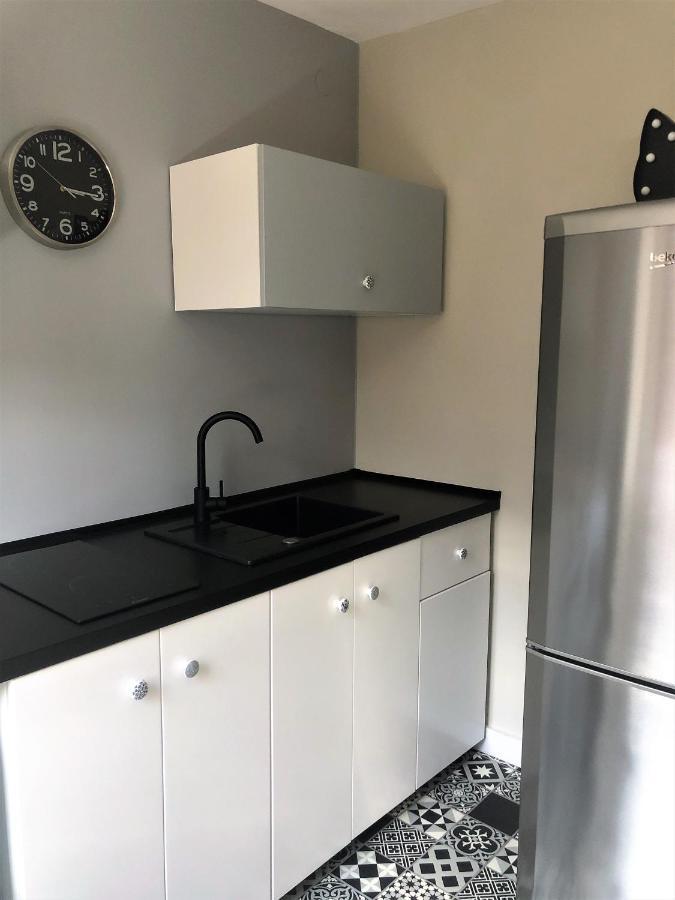 Apartament Srodmiescie Кросно Екстер'єр фото