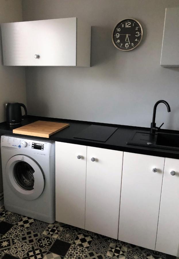 Apartament Srodmiescie Кросно Екстер'єр фото