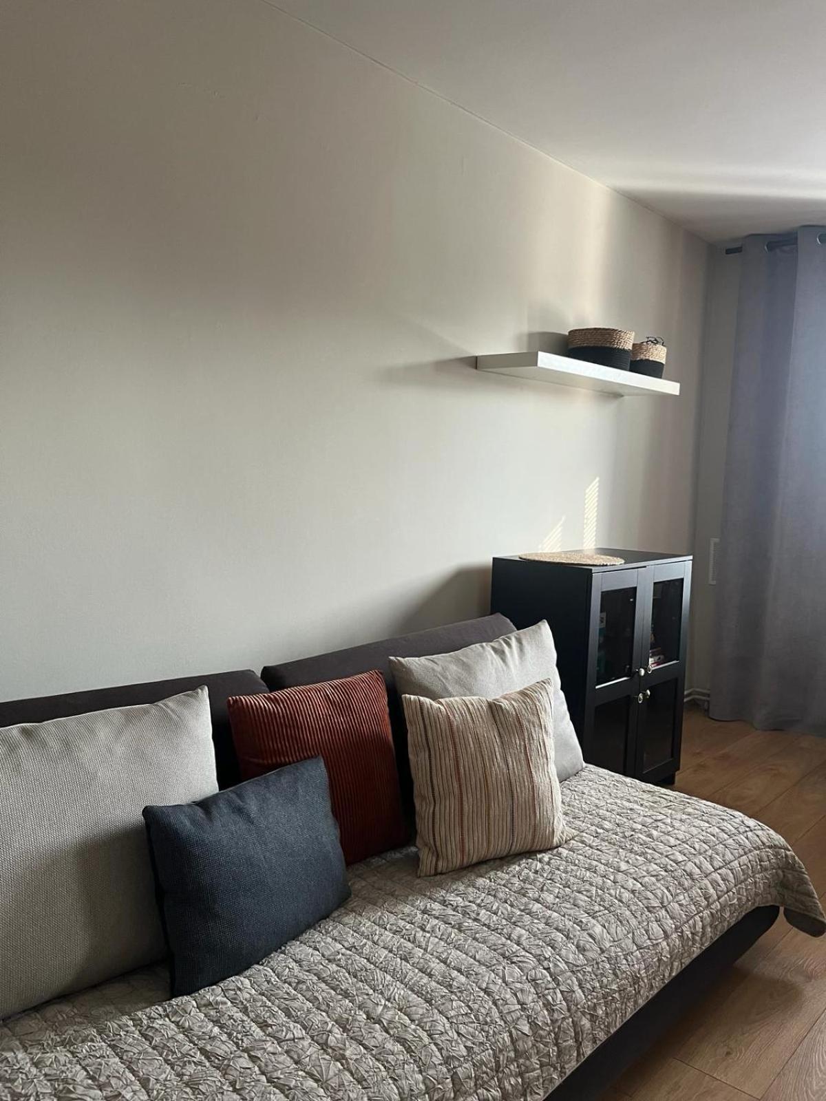 Apartament Srodmiescie Кросно Екстер'єр фото